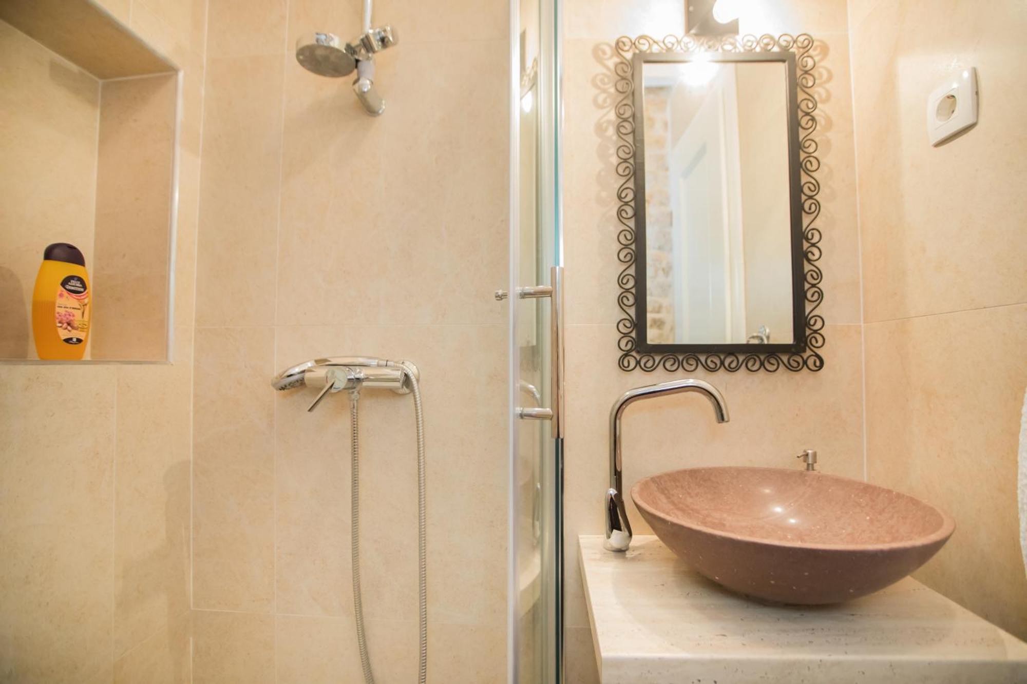 Apartments Nove Crkve Шибеник Екстер'єр фото