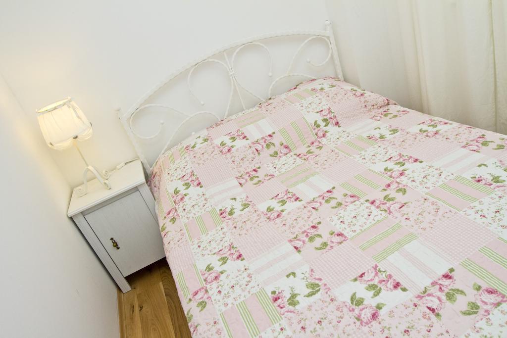 Apartments Nove Crkve Шибеник Екстер'єр фото