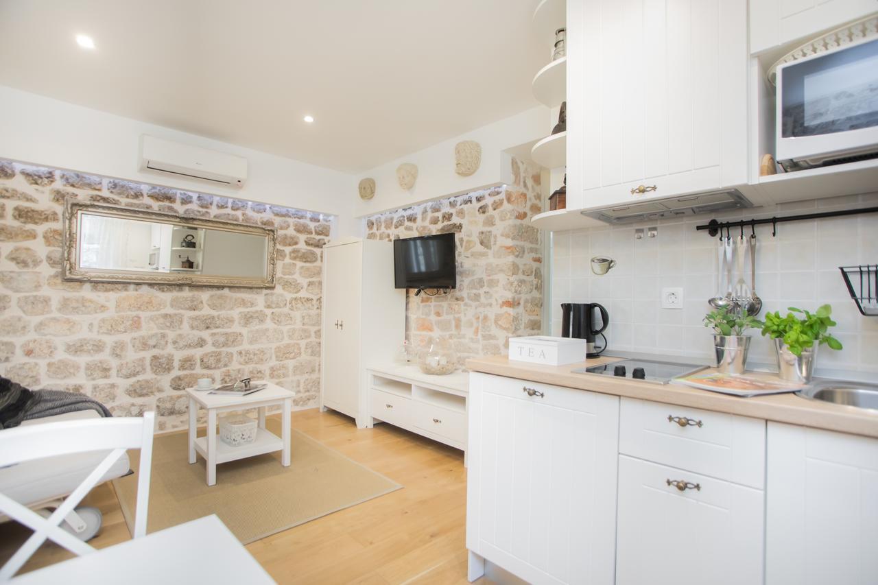 Apartments Nove Crkve Шибеник Екстер'єр фото