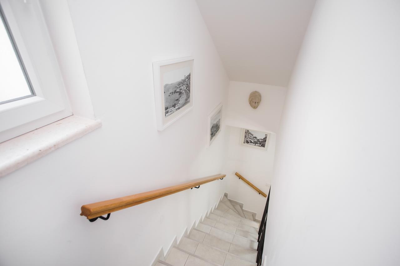 Apartments Nove Crkve Шибеник Екстер'єр фото